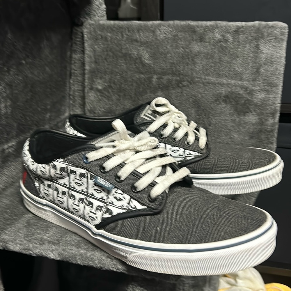 Obey custom Vans